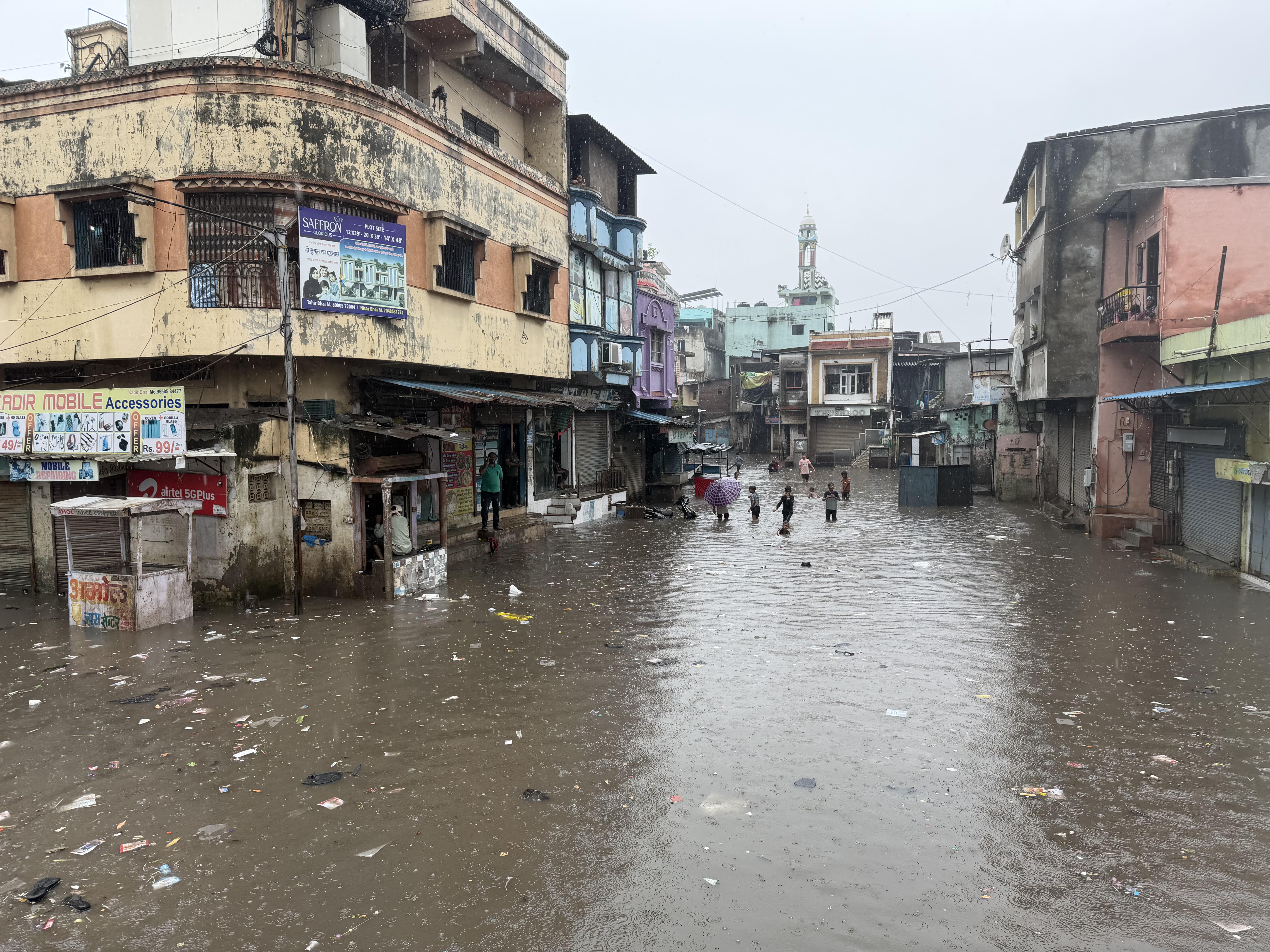 SURAT : સુરતમાં માત્ર 15 દિવસમાં બીજીવાર ખાડીપૂર